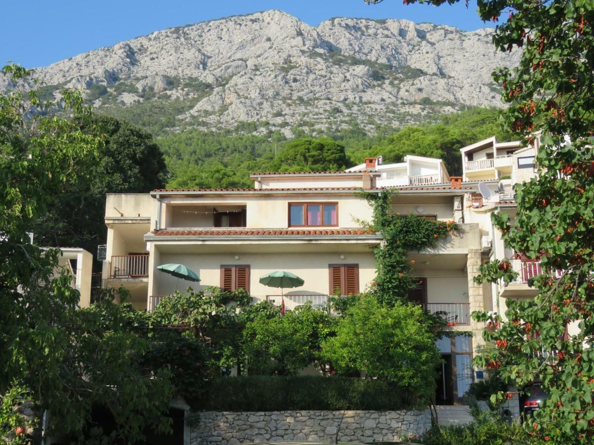 Guest House Mijo Sokol Brela Exterior foto